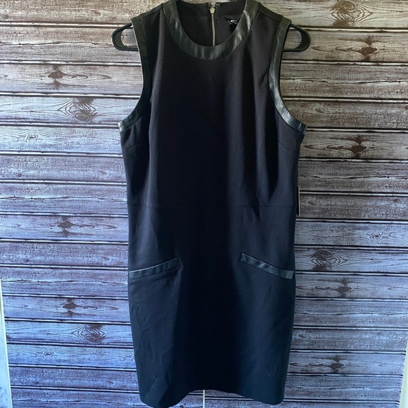 Express Dresses & Skirts - Express Women's Sleeveless Dress Size L‎ Black Faux-Leather Trim Back Zipper NWT